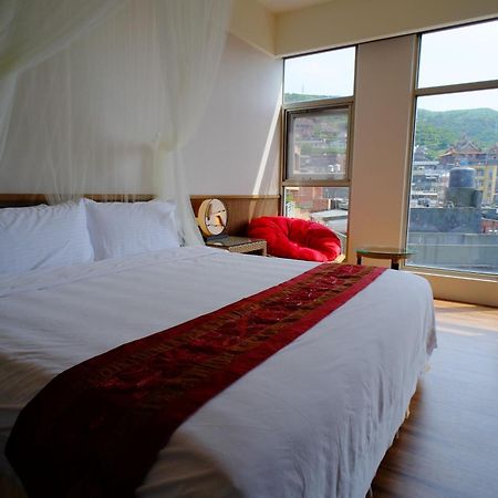 Chiu Chunt Dint B&B Цзюфень Номер фото